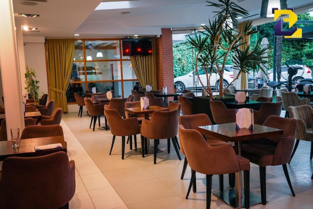 Hotel Bermon Tirana Exterior photo